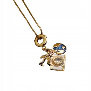 Wisiorek podróżnik podróże pozłacany zawieszka łańcuszek prezent 149