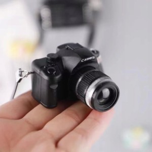 Breloczek brelok aparat fotograficzny fotograf brylok do kluczy torebki 238