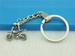 Breloczek brelok motor motocykl prezent 100