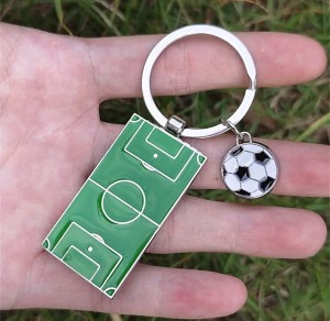 Breloczek brelok piłka nożna piłkarz football 101