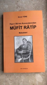 Mufit Ratip Makaleleri Enver Tore języku tureckim